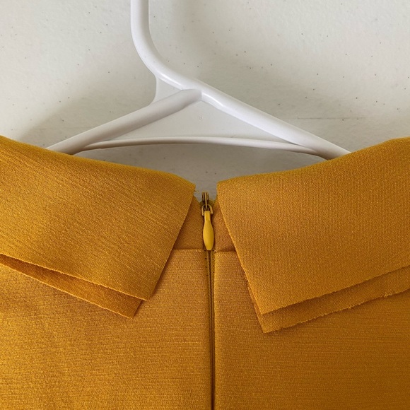 NWOT | Women’s deep yellow floral embroidered shift swing collared‎ dress medium - Picture 6 of 7